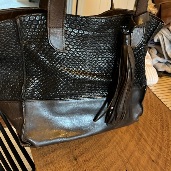 Brave Purse - Picture 3 of 11